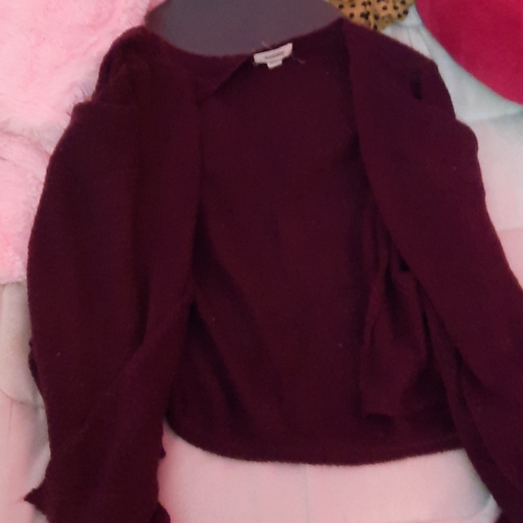 Cartigan - Picture 1 of 3